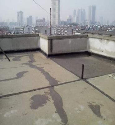 汝南漏水维修 楼顶漏水是什么原因，楼顶漏水维修方法是什么?